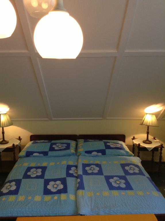 Bed and Breakfast Muskatli Vendeghaz à Hévíz Extérieur photo