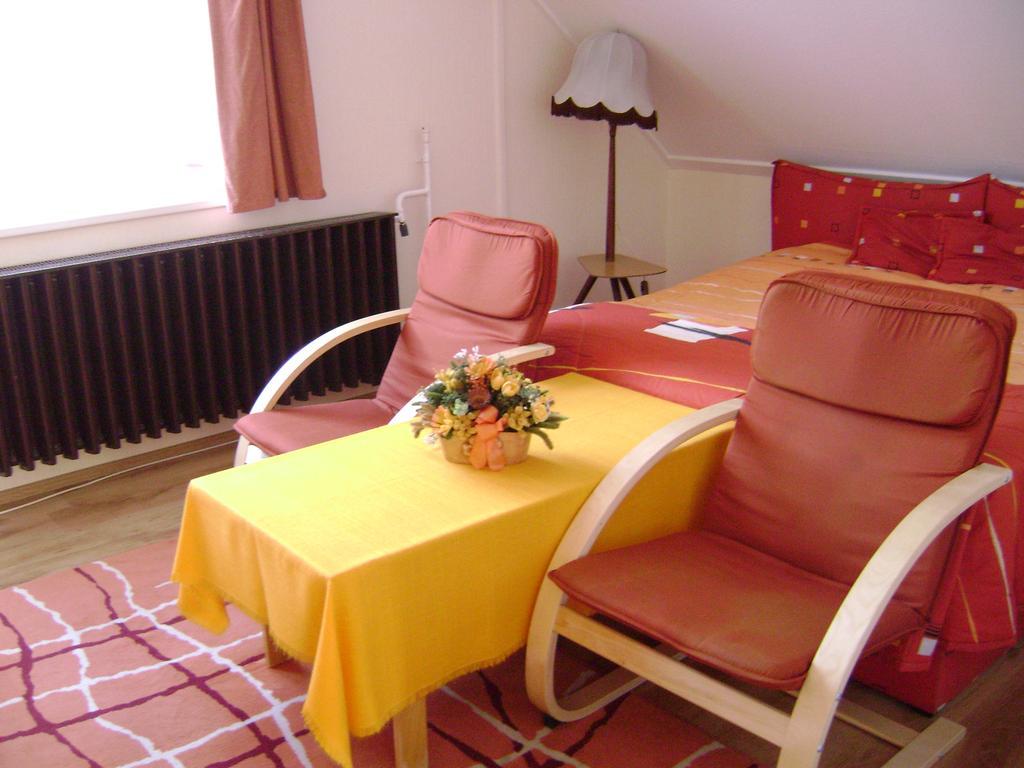 Bed and Breakfast Muskatli Vendeghaz à Hévíz Chambre photo