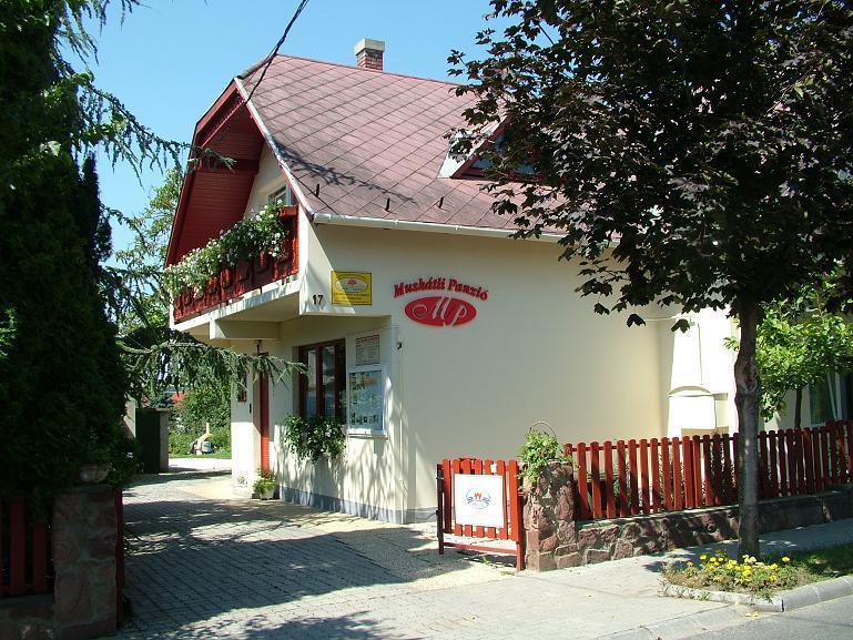 Bed and Breakfast Muskatli Vendeghaz à Hévíz Extérieur photo